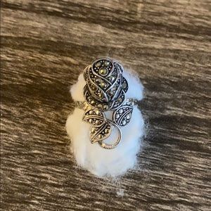Marcasite floral ring